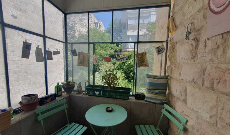 Stunning Three-Bedroom Apartment in Rechavia